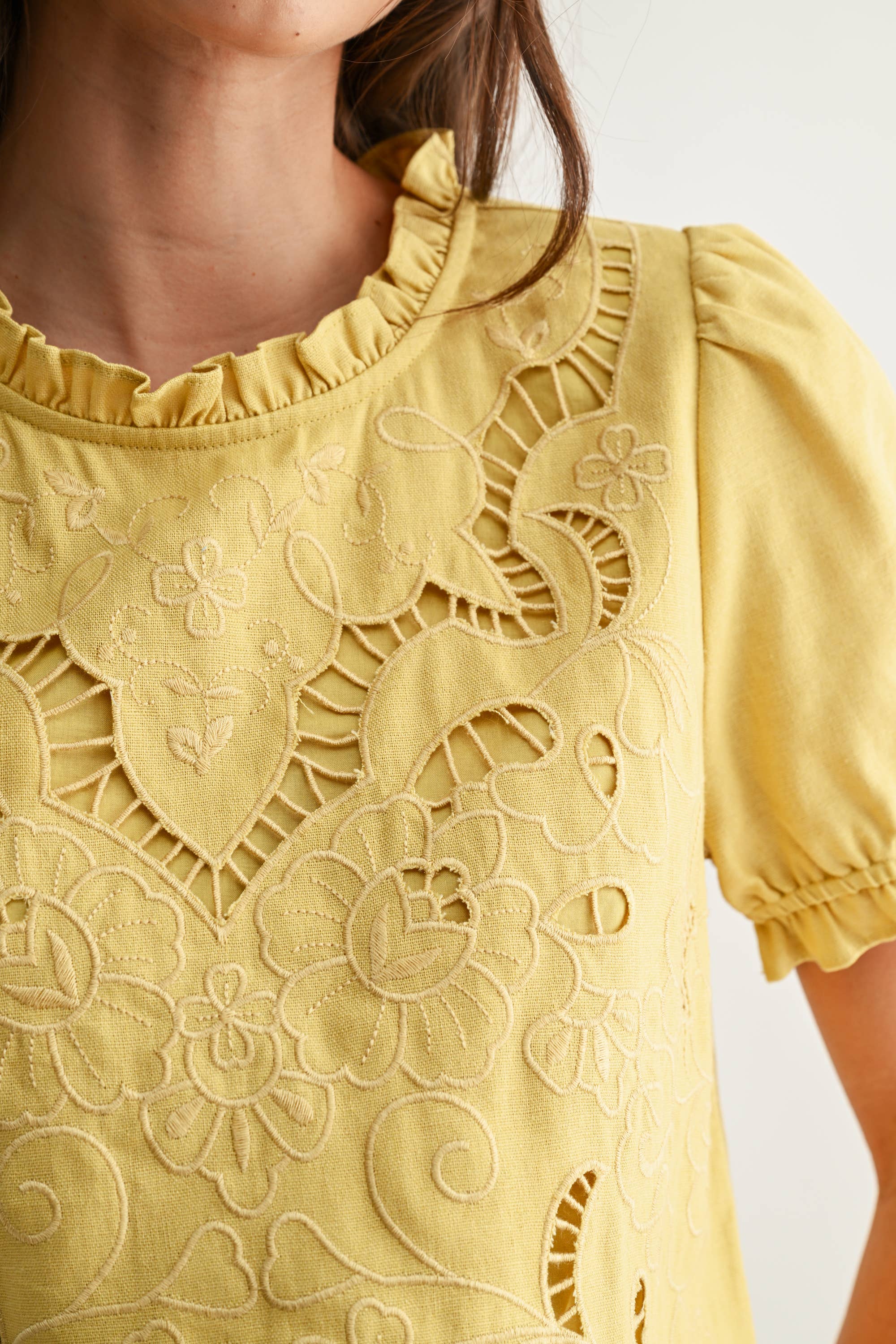 CAMELLIA Embroidered Short Sleeve Blouse