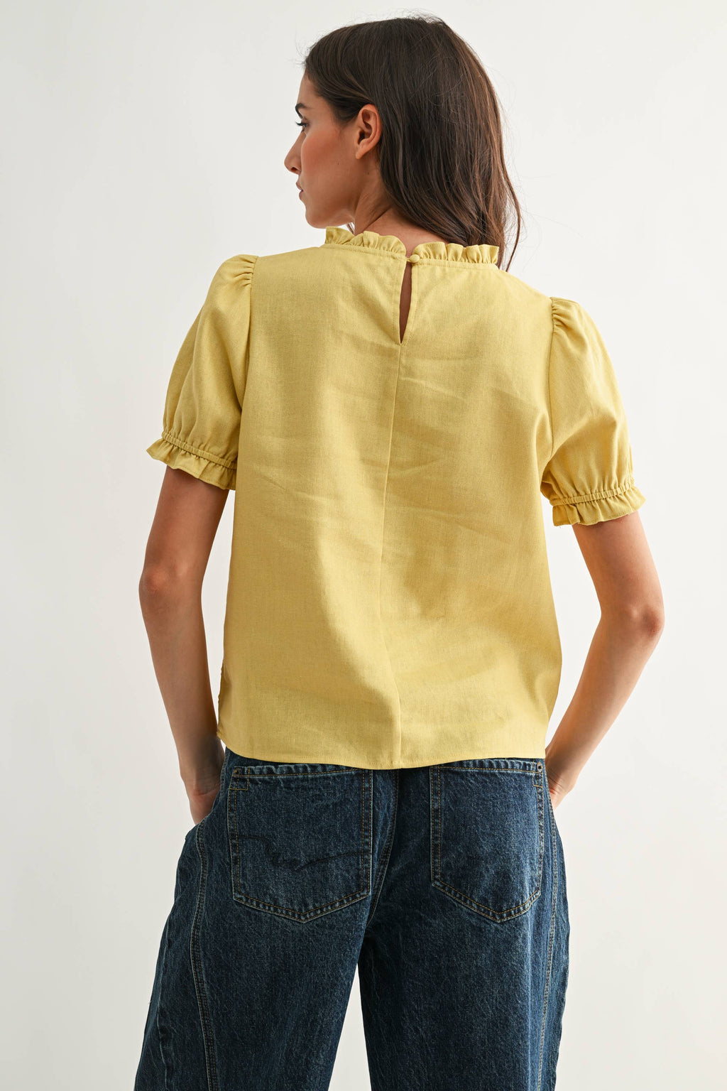 CAMELLIA Embroidered Short Sleeve Blouse